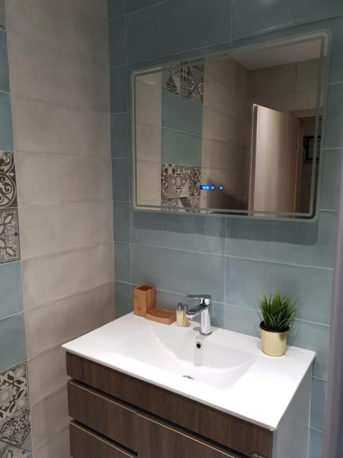 Bright And Newly Refurbished Apartment Near Center София Экстерьер фото